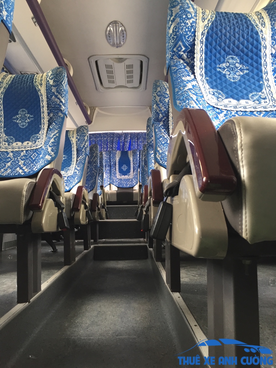 CHO THUE XE 45 CHO HANOI 3