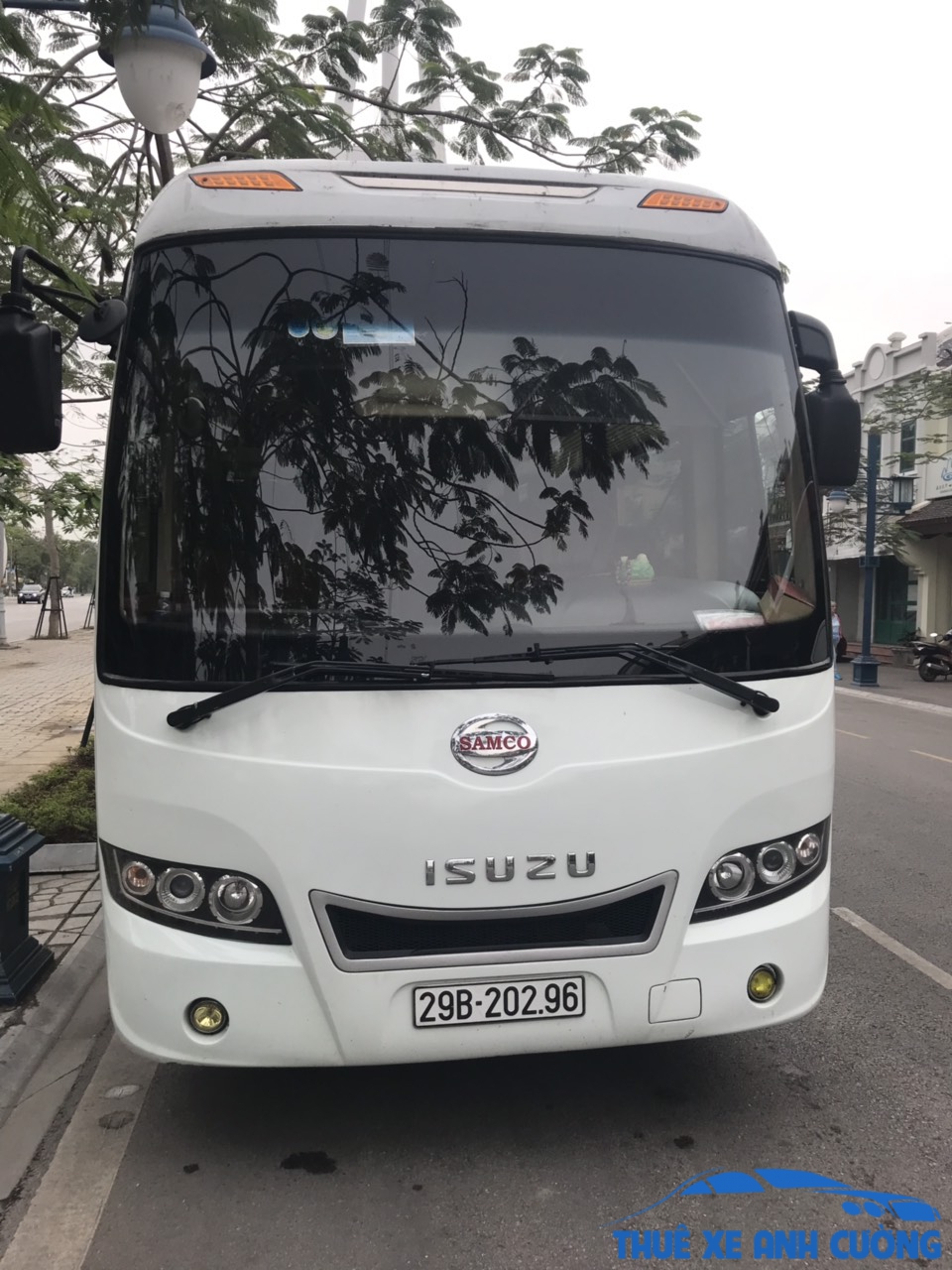 CHO THUE XE LIMOUSINE 17 GHẾ VIP 5