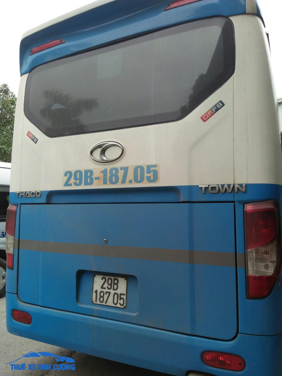 Cho thuê xe 35 Hà Nội vỏ xe