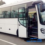 dich-vu-thue-xe-35-cho-anh-cuong