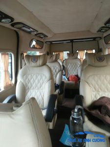 Xe limousine đi Sapa