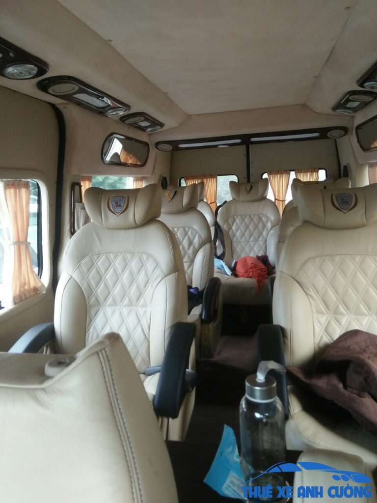 Xe limousine đi Sapa