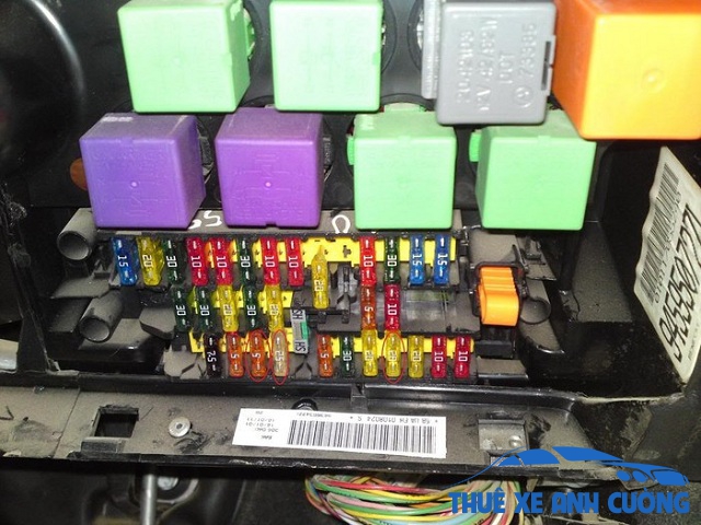 anh-2-xac-dinh-vi-tri-hop-cau-chi