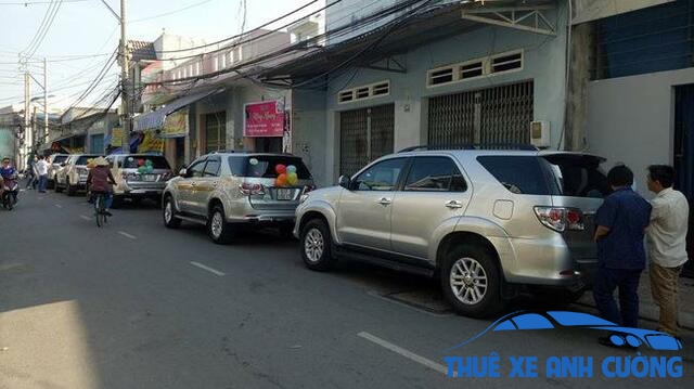 anh-cuong-cho-thue-xe-7-cho-sang-trong