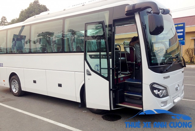 dich-vu-thue-xe-35-cho-anh-cuong