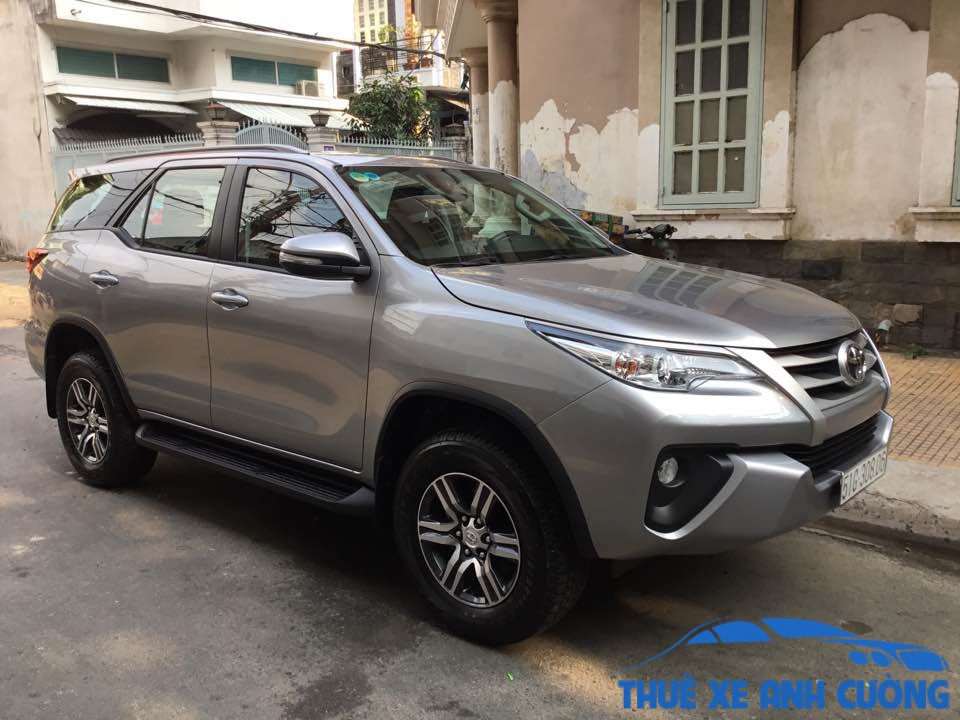 thue-xe-fortuner-gia-re